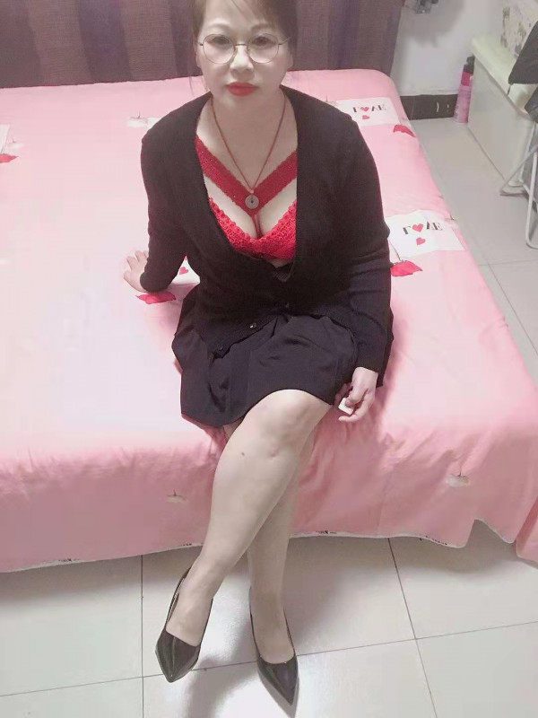 上海风情熟女芳姐